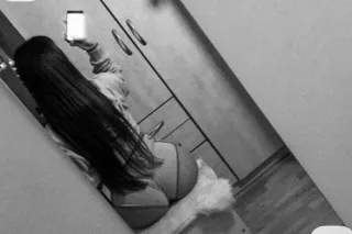 pretty girls run the world - 3... - Image 1