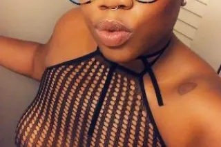 extra Wet Milf**Outcalls Only** - Image 5