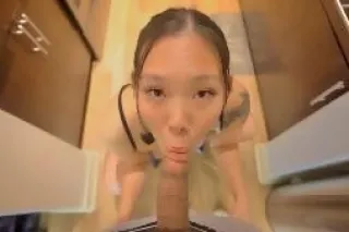 🍒Asian Young sexy girl💋And Cle... - Image 3