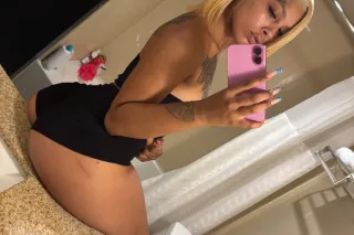 Ft & content available 📲 - Image 5