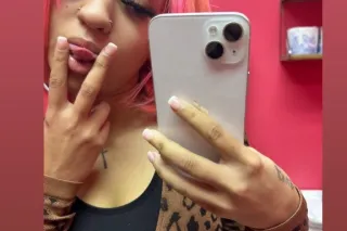 Pussy that keeps you coming ba... - Image 3