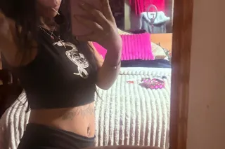 i need a massage😫 - 28 - Image 1