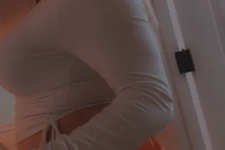 🍒AVAILABLE NOW #1 TOP PICK 😍💋 ... - Image 1