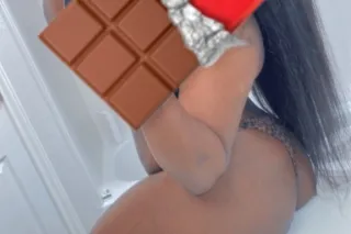 🚨‼OTW 4 A ShortStay‼🚨FunsiZe 🍫🍩 CHOCOLATE 🍫❣ MISSED ME😏 - Image 11