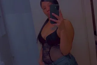 Cum See Me Papi 😛🤪 Juicy Wet Good Pusssy 😜 - Image 5