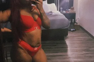 BLASIAN HOTTIE2⃣👯♀GIRL SPECIALS ) 😘💦 LAST NIGHT HERE - Image 4