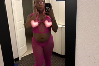 Ebony Princess - 25 - Image 1