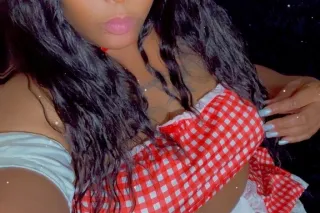 RuN a TraiN oN Me daDdY 🍓 AnY DaY AnY TiMe 🍓 wiTh LOve CanDicE🍓 SweeT KiSSes🍓 oR maYbe juSt mE, YuU, anD a GlaSs oF WiNe🍓juSt to rELaX aN UnWinD✨ - Image 10