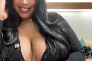 Tri-Cities 💋 I've Arrived💋 Sweet Weekend Escape • Here 3 Days - Image 6