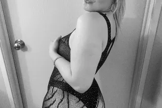 Your fav Upscale Blonde Bombshell is back 💃🏼🐰Incall and outcall available - Image 8