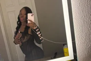 outcall/ft shows - 22 - Image 1