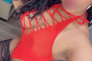 camila sexy Latina - Image 2