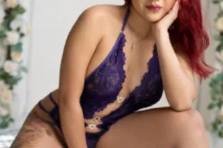 CUTIE WITH A BOOTY 🍑 - Image 3