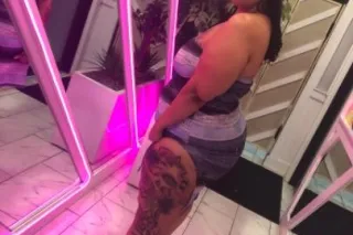 Do you think you can handle this goddess. come get warm - Image 5