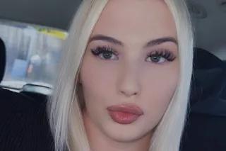 new snow 🐰in town, amazing leg... - Image 3