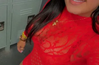 you sexy latina - Image 5