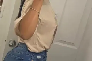 ⬇💋New girls available now 💕💦 -... - Image 2