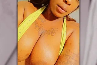 Santa sexy helper 💋💋 slurpem n... - Image 1