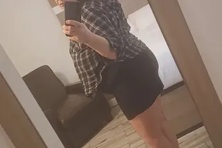 Available - 50 - Image 4