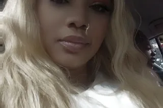 “This pussy’s throbbing. Come ruin it.” - Image 9