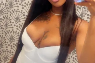 LET ME BE YOURS 💋🫦 - Image 5