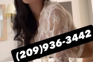 Pretty & petite latina availab... - Image 3