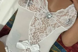 Chica nueva en la ciudad - Image 6