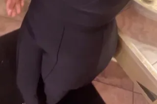 4'9 fun size thick and pretty ... - Image 1