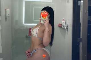 Mega hot latina, let's make it... - Image 4