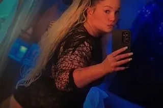 😜2girl special😝🤑fun girls looking to have a good time.. 😜🤑😝 - Image 1