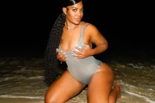 BIG BOOTY 🍑 QUEEN OF BACKSHOTS... - Image 1