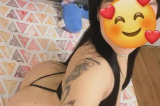 Chica Latina Recien Llegada A ... - Image 1