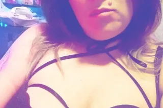 G.F.E: Beautiful Blonde Bombshell - Image 12