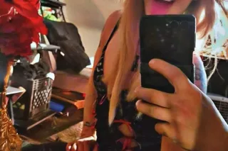 Happy Saturday, outcallis available if a hour or more! - Image 9