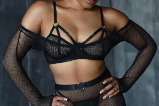 Petite Black Porn Slut | Raw B... - Image 2