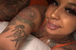 ❤💋💋❤️YAZMYNNE 🥰 BUTTER PECAN❤🇵... - Image 2