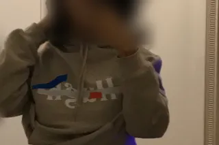 Sexy & Discreet - 24 - Image 2