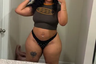 Specials🥂Last weekend in town🥂... - Image 3