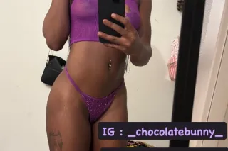 4'11 100lbs 🔥 A Fetish Itself ... - Image 3