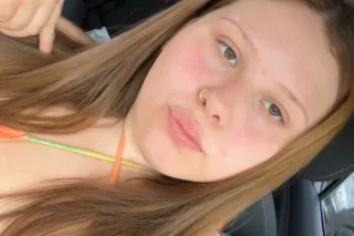 Thick White Green eyed Wet Pri... - Image 2