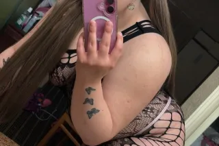 hey daddy Im in Lansing🫦 Short... - Image 4