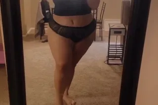 AVAILABLE NOW thick big booty ... - Image 2