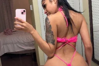 Petite Armenian Discreet and Classy w/ a tight kitty - Image 8