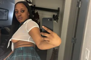 Gentleman’s Choice 🎩✨5⭐ Petite Playmate 👠 My place or yours 💕 2 Girl Special - Image 8