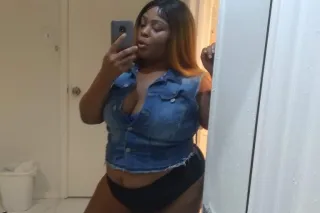 👅💦 ⚠𝐑𝐄𝐀𝐃 𝐀𝐃⚠ 💕ʙɪɢ ʙᴏᴏᴛʏ • ᴛʜɪᴄ... - Image 4