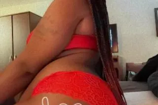 New & town CUM see m🍫😻 outcall... - Image 1
