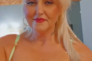 Sexy Sunday stop by before the snow 😘😏👅🍆 - Image 8