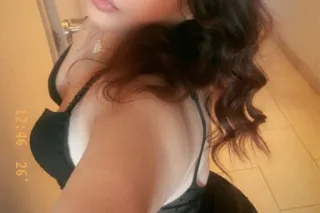 🍒Big booty latina mami 🍑availa... - Image 1