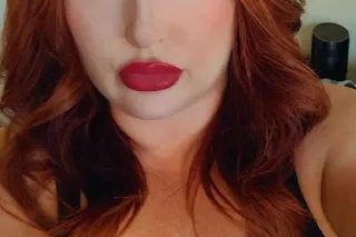 Sexy with Curves... Thick Redhead... Green Eyes .. Snow Bunny🐰 - Image 8