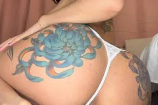 Flirty. FUN. cute . sweet . angel like - Image 1